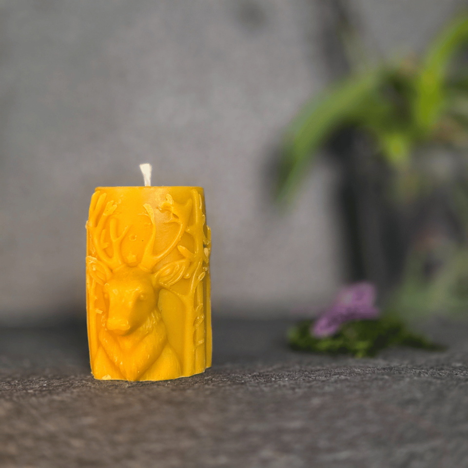 Geyik ve Ağaç Figürlü Balmumu Mum Hediyelik