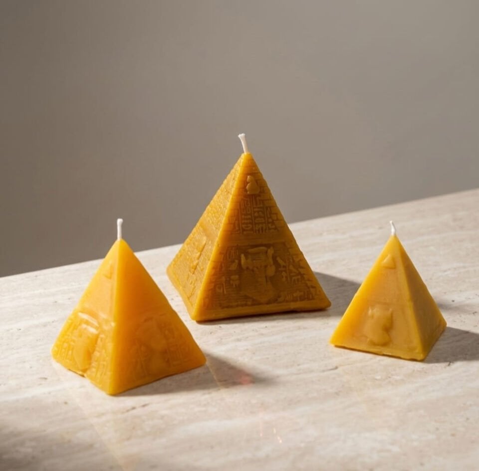 4 Yönü Farklı Piramit Balmumu Mum Set